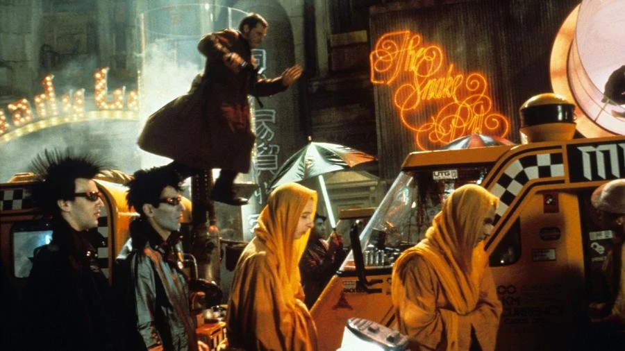 Obraz ulicy Los Angeles w 2019 w wizji Ridleya Scotta / zdjęcie: Warner Bros Obraz ulicy Los Angeles w 2019 w wizji Ridleya Scotta / zdjęcie: Warner Bros