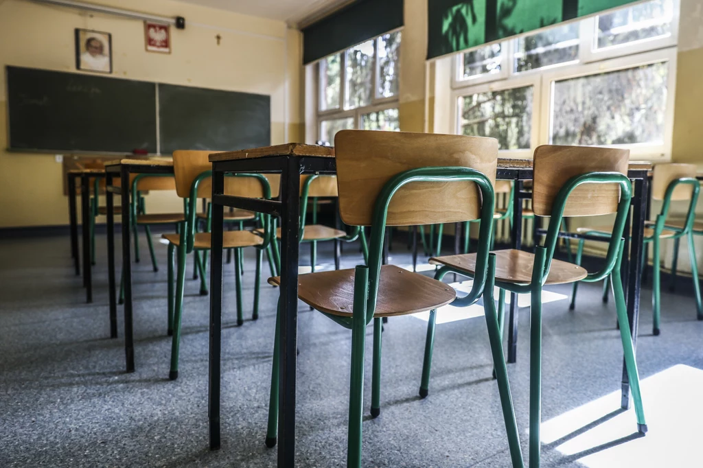 Do zdarzeń miało dochodzić w Szkole Podstawowej, w klasie z najmłodszymi dziećmi Do zdarzeń miało dochodzić w Szkole Podstawowej, w klasie z najmłodszymi dziećmi