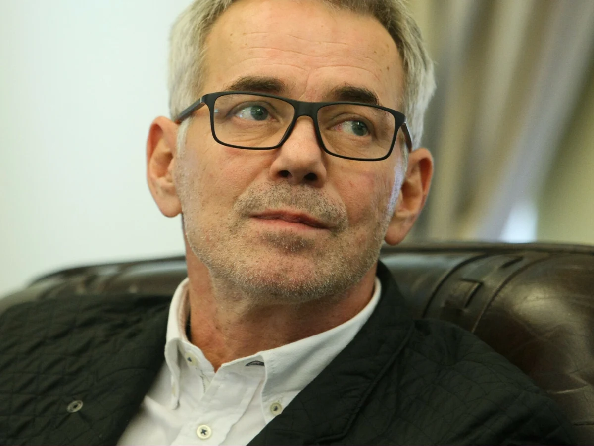 Robert Janowski Robert Janowski