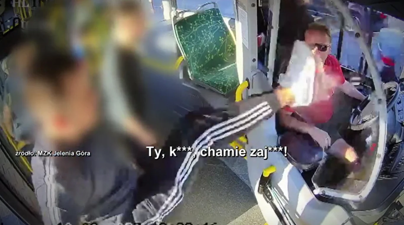 Jeden z pasażerów zaatakował kierowcę autobusu Jeden z pasażerów zaatakował kierowcę autobusu