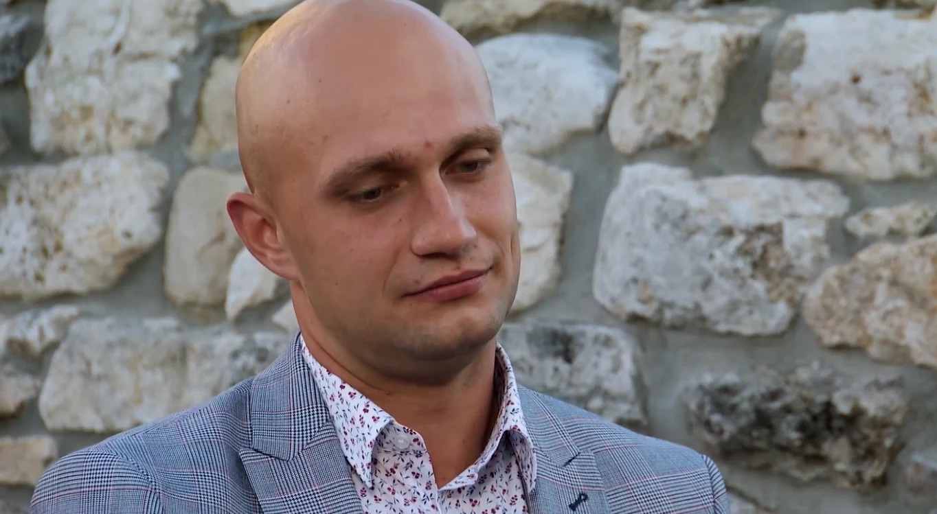 "Rolnik szuka żony 9": Chyba nie takiej odpowiedzi spodziewał się Valentyn (screen z 11. odcinka) "Rolnik szuka żony 9": Chyba nie takiej odpowiedzi spodziewał się Valentyn (screen z 11. odcinka)