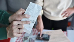 Oszczędności widać w przypadku żywności, co przekłada się na miejsca robienia zakupów