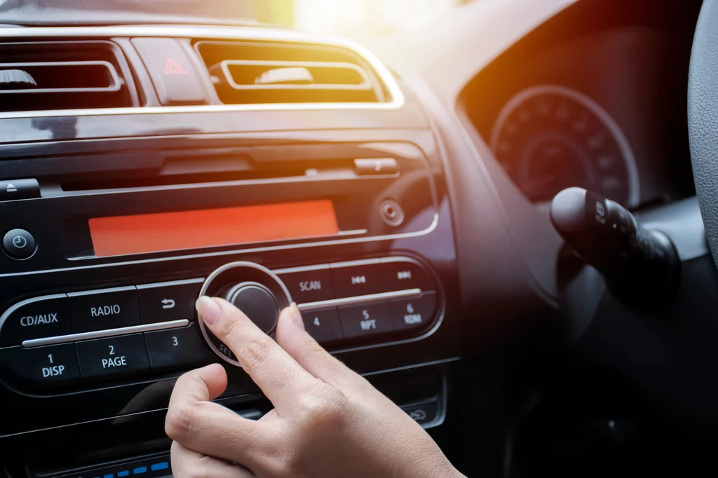 Abonament za radio w samochodzie: Ile wynosi i o ile wzrośnie w 2023 roku?