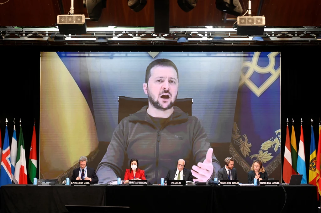 Podczas obrad Zgromadzenia Parlamentarnego NATO przemawiał także prezydent Ukrainy Wołodymyr Zełenski Podczas obrad Zgromadzenia Parlamentarnego NATO przemawiał także prezydent Ukrainy Wołodymyr Zełenski