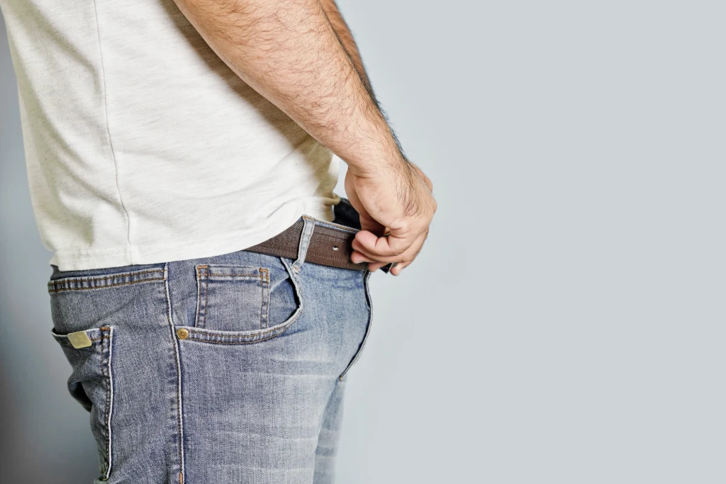 Rak prącia występuje najczęściej u mężczyzn w starszym wieku, ale zachorować mogą też młodsi