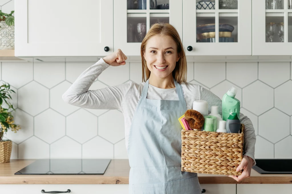 Systematyczne czyszczenie sprzętów AGD pozwala zachować porządek w kuchni