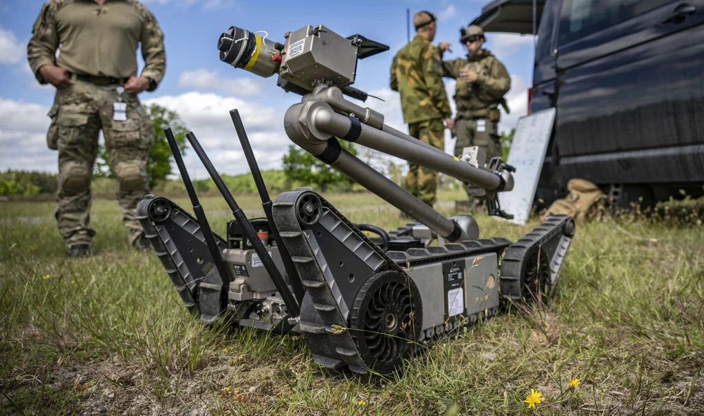 Takie roboty służyły dotąd do neutralizacji ładunków wybuchowych, teraz będą... zabijać?