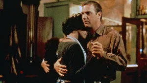 Whitney Houston i Kevin Costner w filmie "Bodyguard"