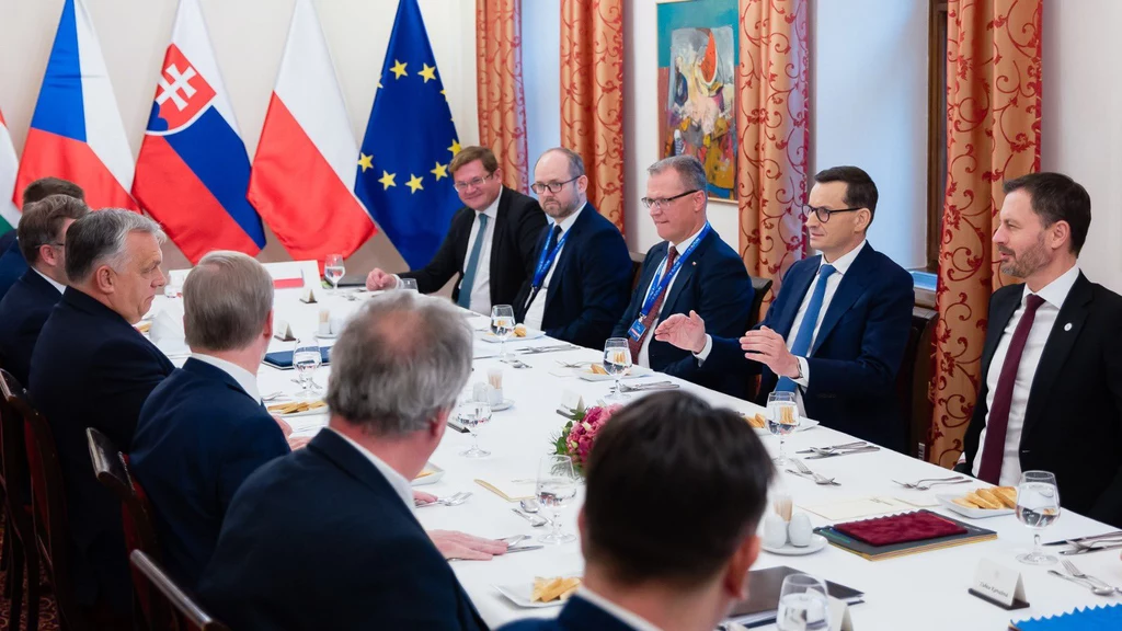 Morawiecki przekonał Orbana ws. Szwecji i Finlandii Morawiecki przekonał Orbana ws. Szwecji i Finlandii