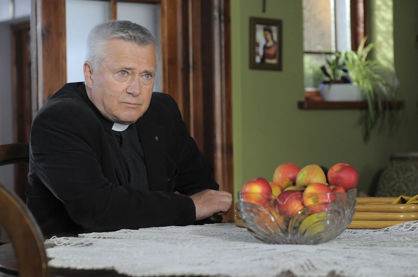 Włodzimierz Matuszak jako ksiądz Antoni Wójtowicz w "Plebanii" Włodzimierz Matuszak jako ksiądz Antoni Wójtowicz w "Plebanii"