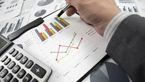 Czy Polska zostanie z rekordowym wzrostem cen, gdy inflacja w innych krajach będzie spadać? (zdj. ilustracyjne)