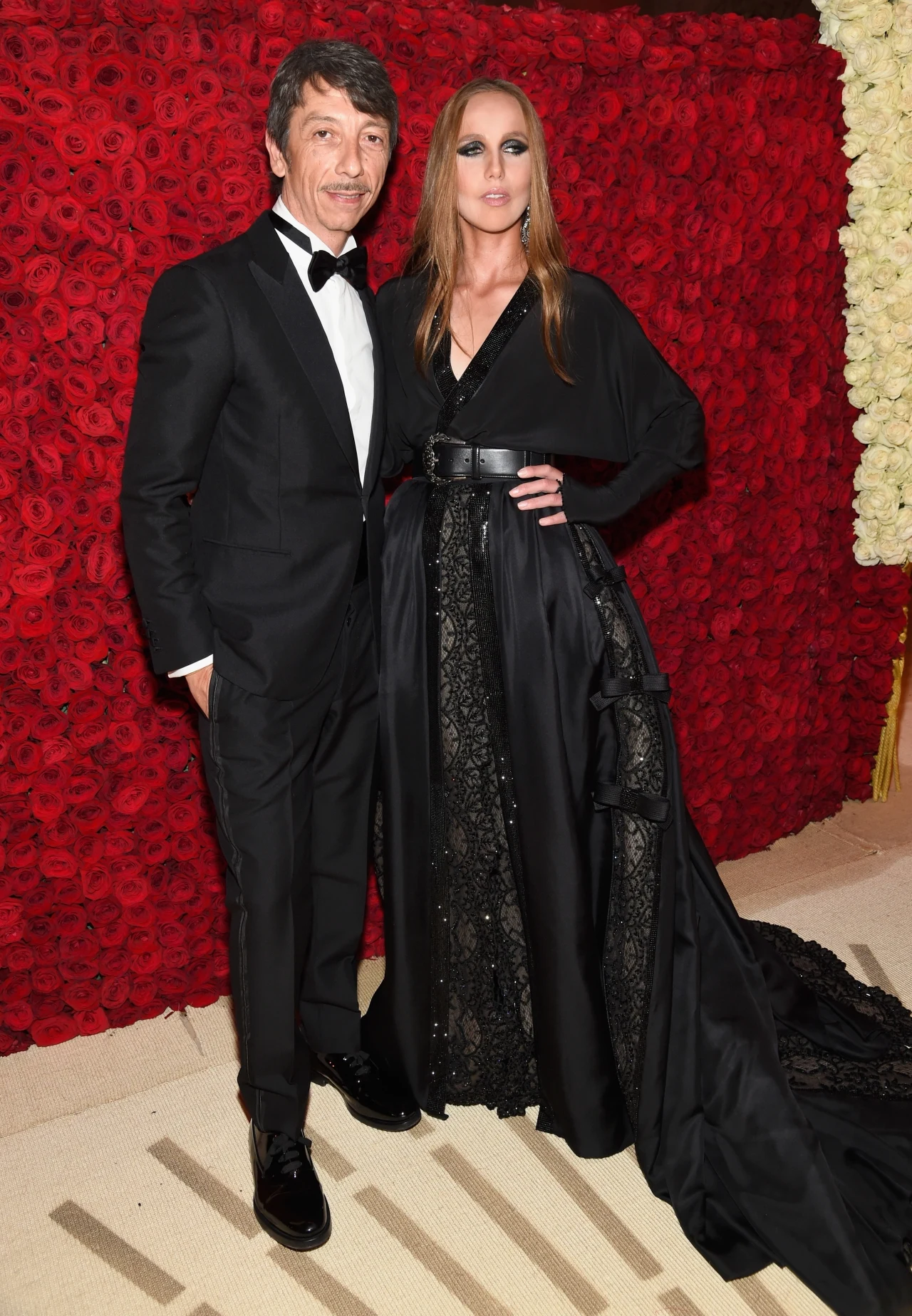 Pierpaolo Piccioli i Allegra Versace w 2018 roku Pierpaolo Piccioli i Allegra Versace w 2018 roku