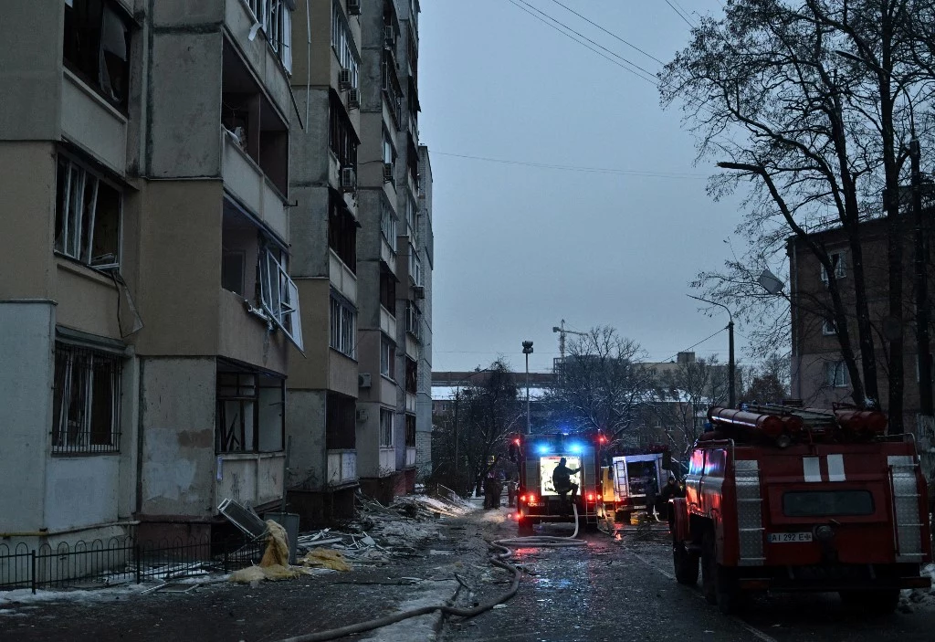 Zniszczone budynki w obwodzie kijowskim po środowym ataku Rosjan Zniszczone budynki w obwodzie kijowskim po środowym ataku Rosjan
