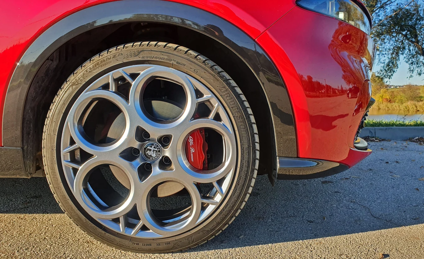 Alfa Romeo Tonale Edizione Speciale Alfa Romeo Tonale Edizione Speciale
