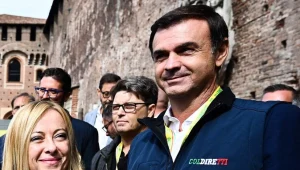 Na pierwszym planie Giorgia Meloni (L), premier Włoch  i szef Coldiretti - Ettore Prandini (P)