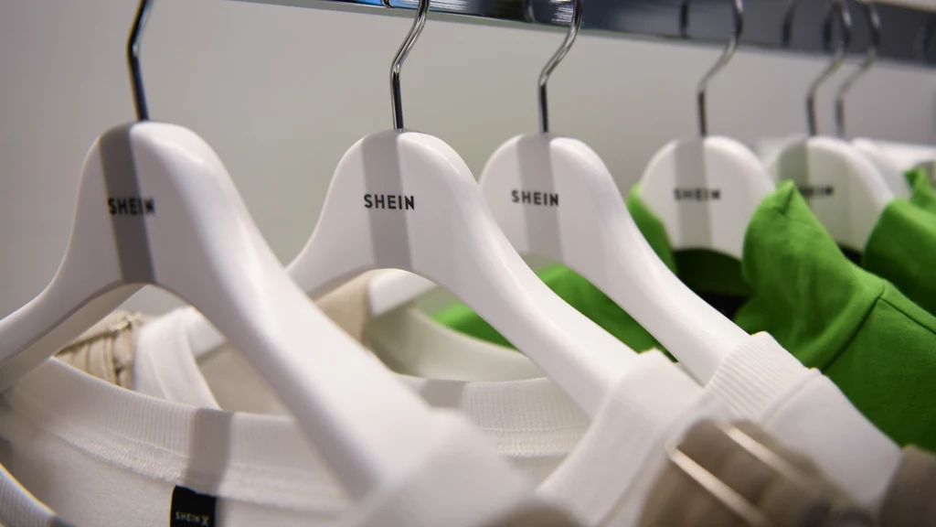 Badania zlecone przez Greenpeace wykazały, że ubrania sprzedawane przez chińskiego giganta Shein zawierają niebezpieczne chemikalia