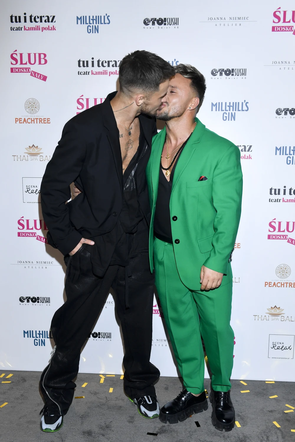 Qczaj nie szczędzi sobie czułości z partnerem Qczaj nie szczędzi sobie czułości z partnerem