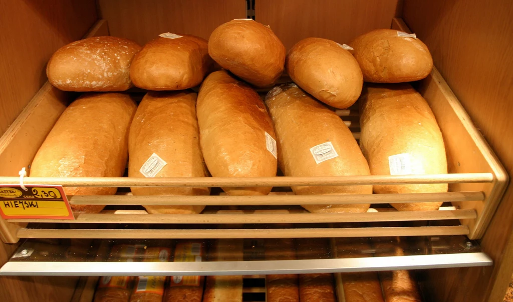 Czasem jasny chleb ma zdecydowanie lepszy skład niż te, do których dodaje się poprawiające wygląd składniki