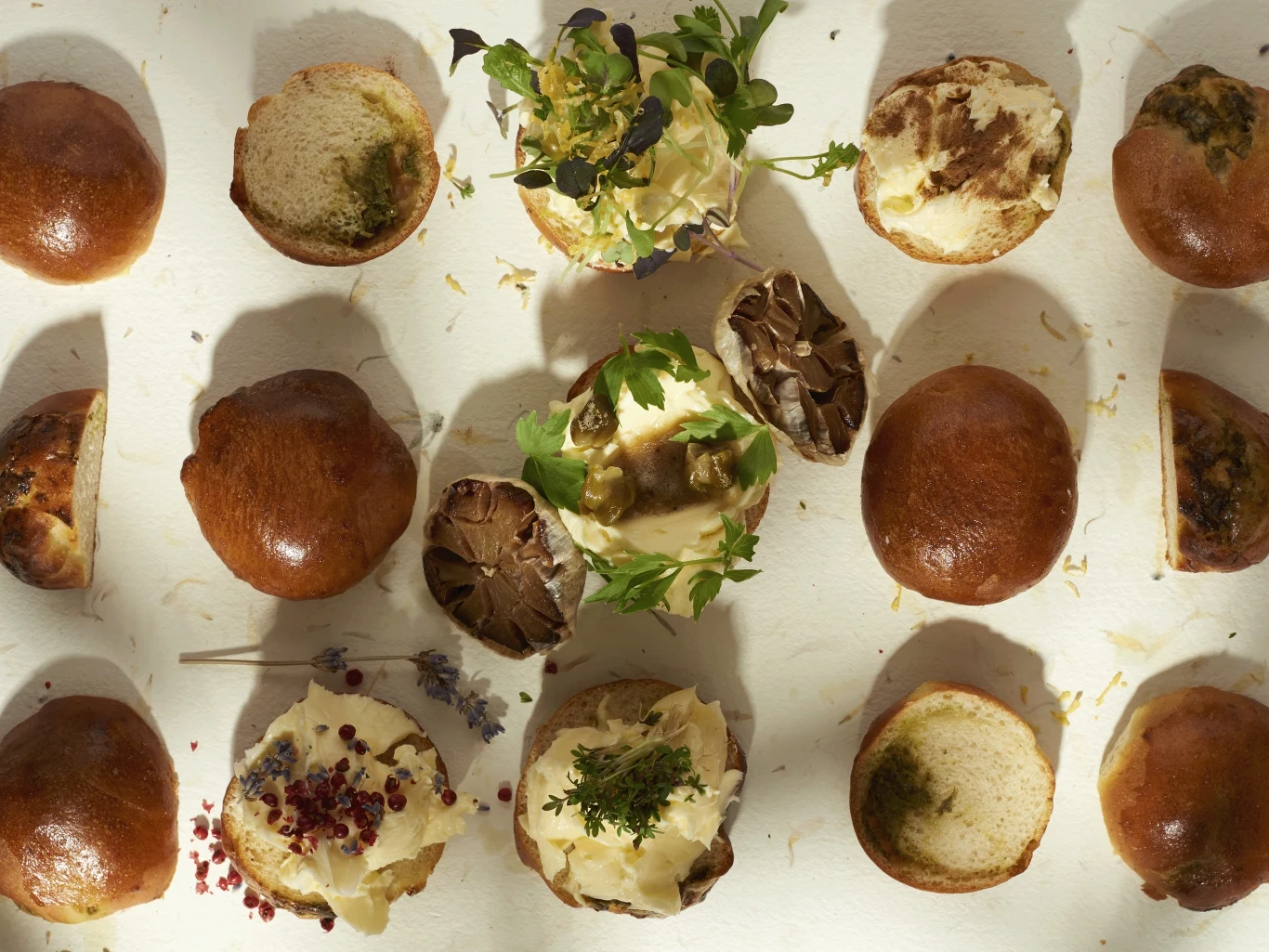 Gotuję tradycyjnie albo nowocześnie ale zawsze z naturalnych, świeżych składników i z poszanowaniem tradycji - podkreśla autorka Gotuję tradycyjnie albo nowocześnie ale zawsze z naturalnych, świeżych składników i z poszanowaniem tradycji - podkreśla autorka