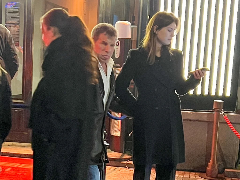 Marek Włodarczyk z młodszą o 36 lat partnerka opuścił klub o drugiej w nocy