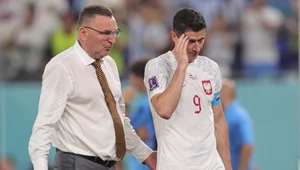 Tuż po meczu z Argentyną selekcjoner Czesław Michniewicz i Robert Lewandowski zastanawiali się, co poprawić