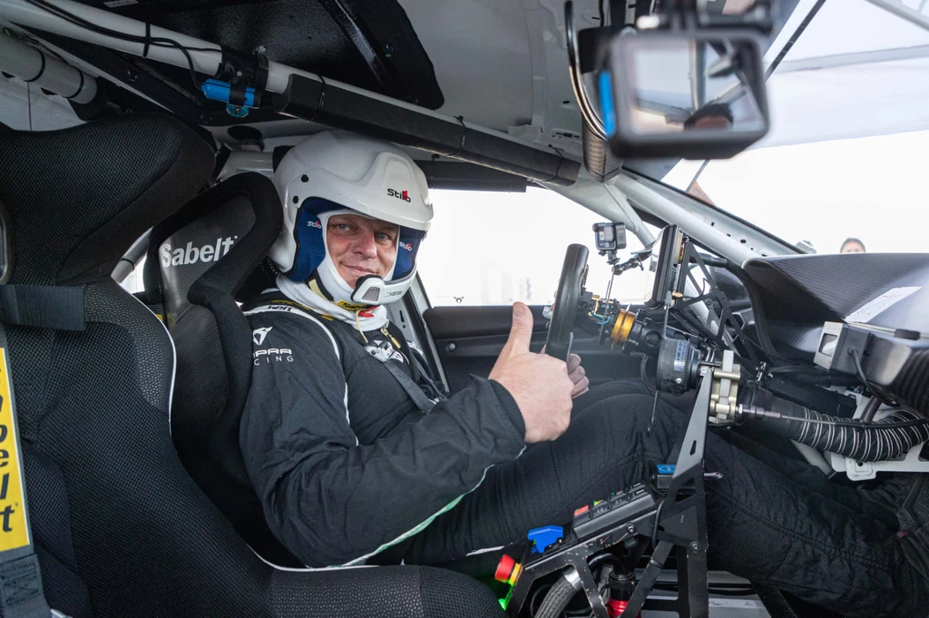 Cupra e-Racer. Elektryzujące wrażenia Cupra e-Racer. Elektryzujące wrażenia