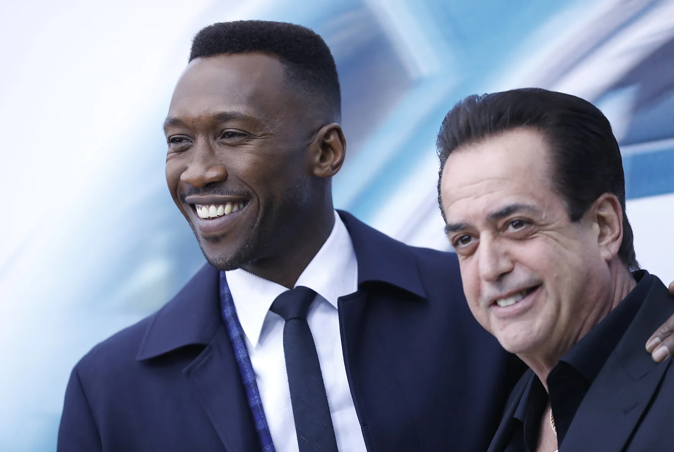 Frank Vallelonga Jr. z nagrodzonym Oscarem za rolę w "Green Book" Mahershalą Alim