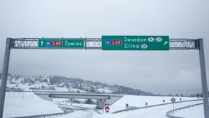 Ten kolor ma znaczenie. Od niego zależy, jak długo na drodze będzie śnieg