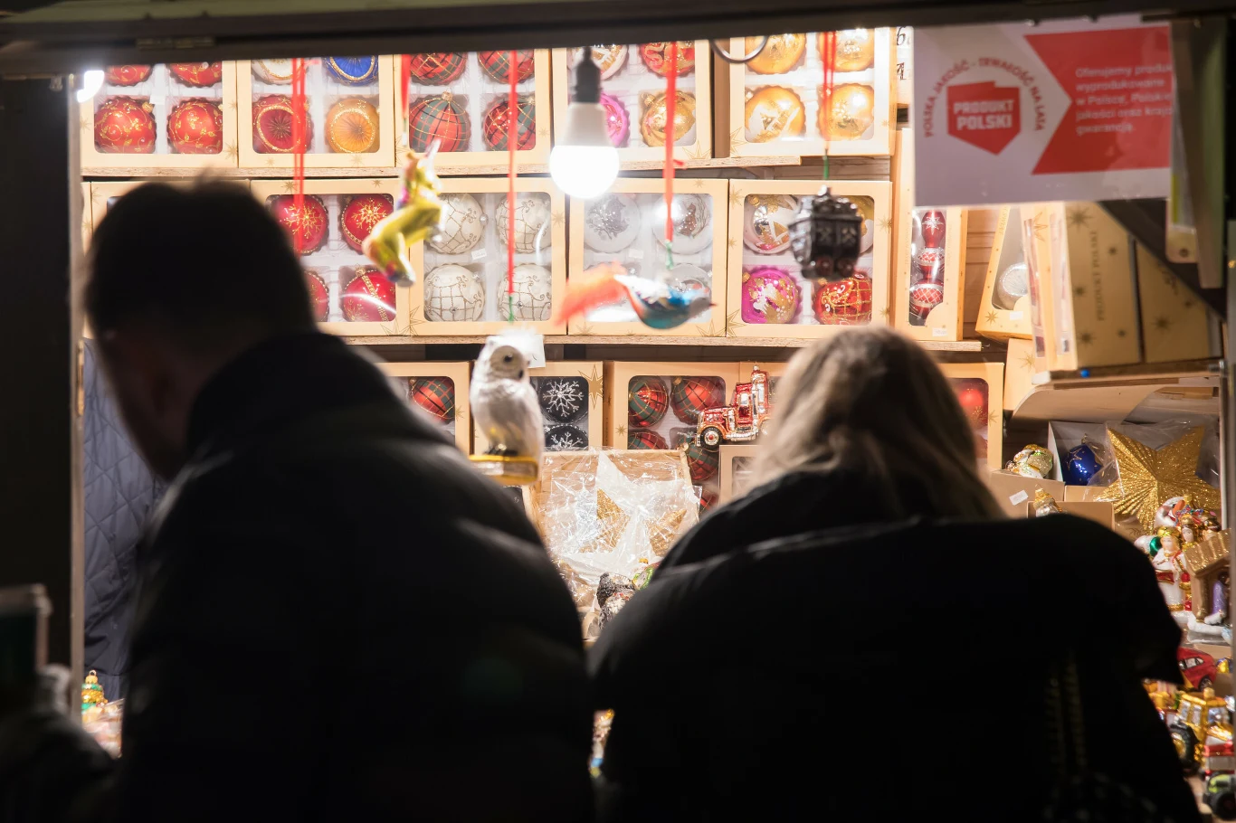 Inflacja i wzrost cen energii daje się we znaki. Czy Polacy będą dekorowali mieszkania i domy na święta? Inflacja i wzrost cen energii daje się we znaki. Czy Polacy będą dekorowali mieszkania i domy na święta?