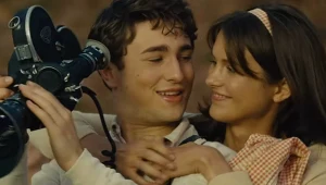 Gabriel LaBelle i Chloe East w filmie "Fabelmanowie"