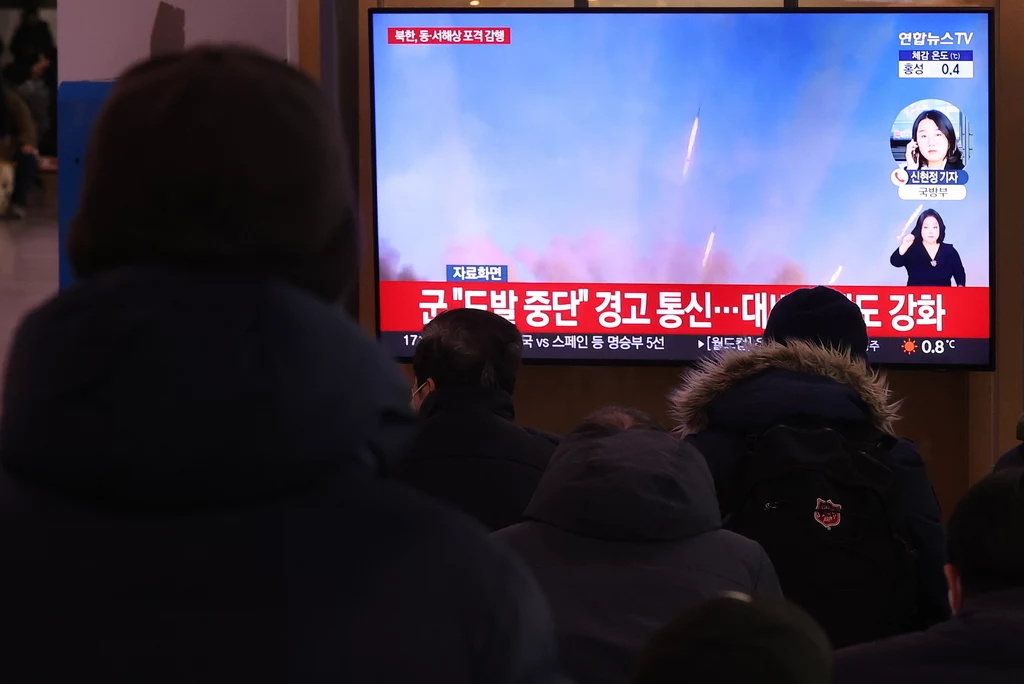 Korea Północna wystrzeliła kolejne pociski Korea Północna wystrzeliła kolejne pociski