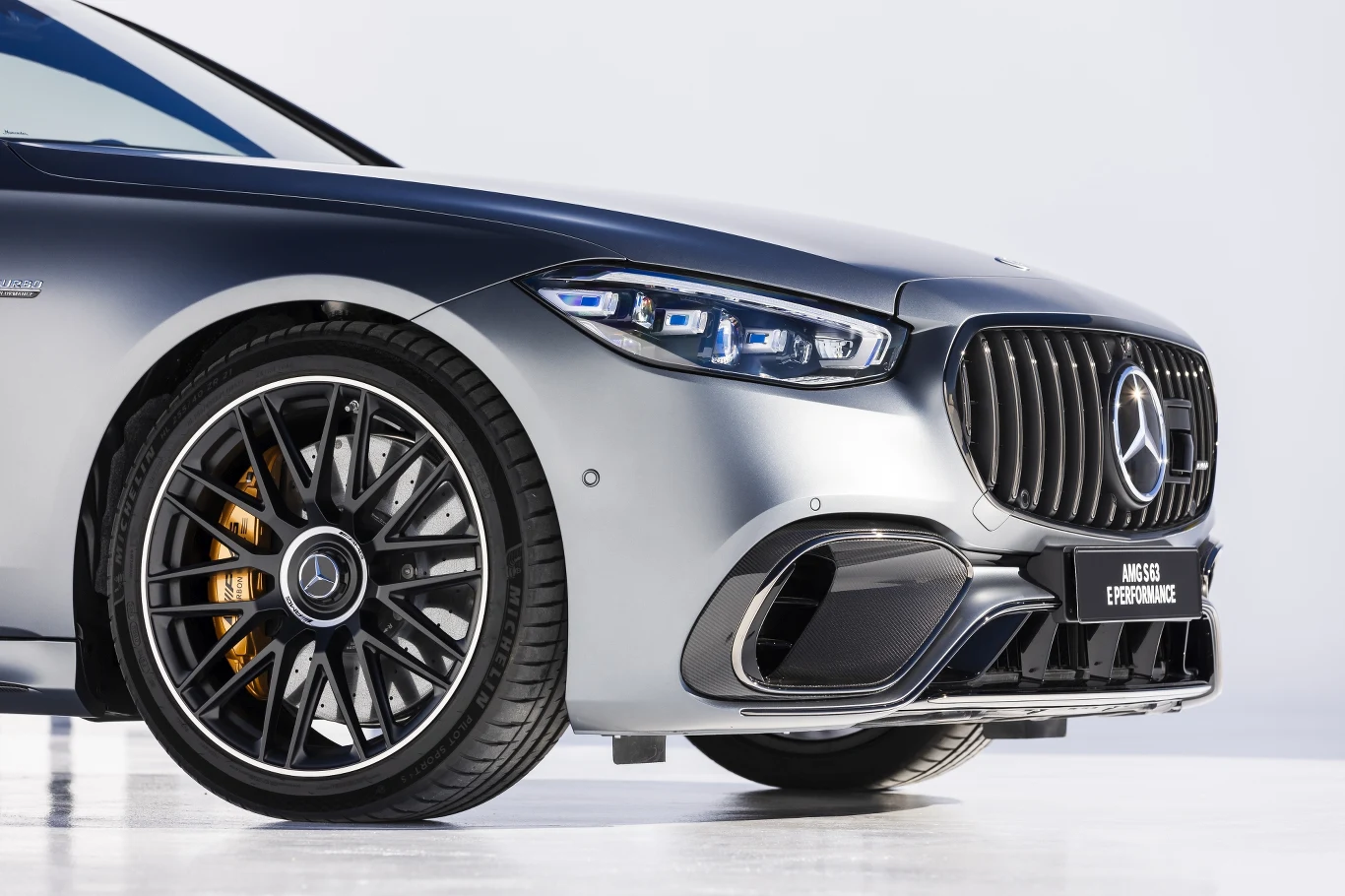 Mercedes-AMG S63 E Performance 