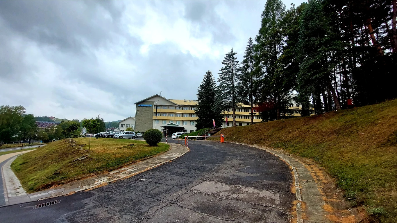 DW Jawor. W jego okolicach znaleziono torbę Krzysztofa