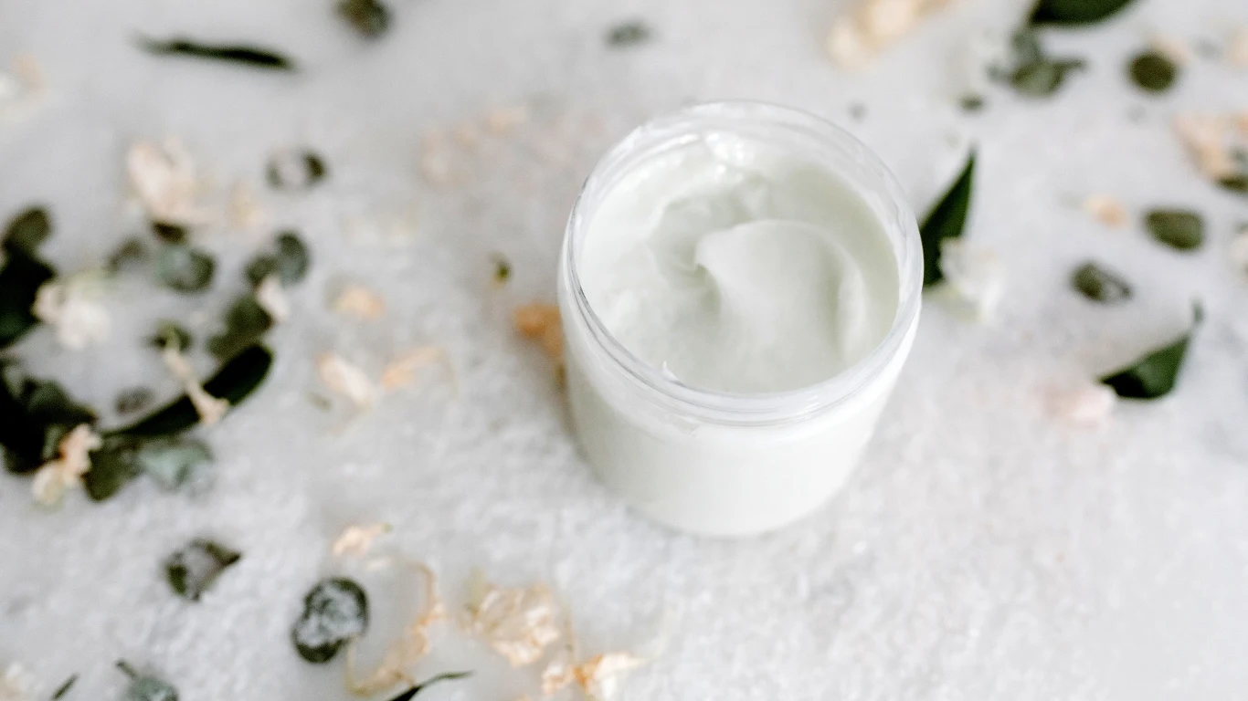 Domowa pasta sodowa może mieć dowolną konsystencję. Najlepiej przechowywać ją w szklanym słoiku