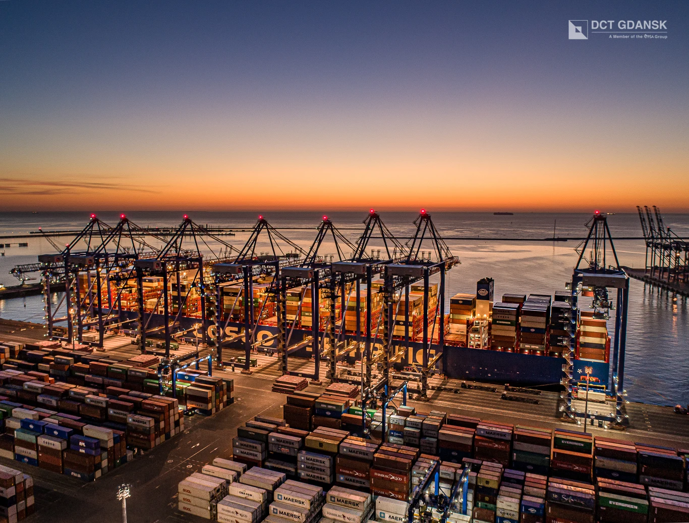 Nowy terminal będzie otwarty dla działalności komercyjnej w pierwszej połowie 2024 r. Nowy terminal będzie otwarty dla działalności komercyjnej w pierwszej połowie 2024 r.