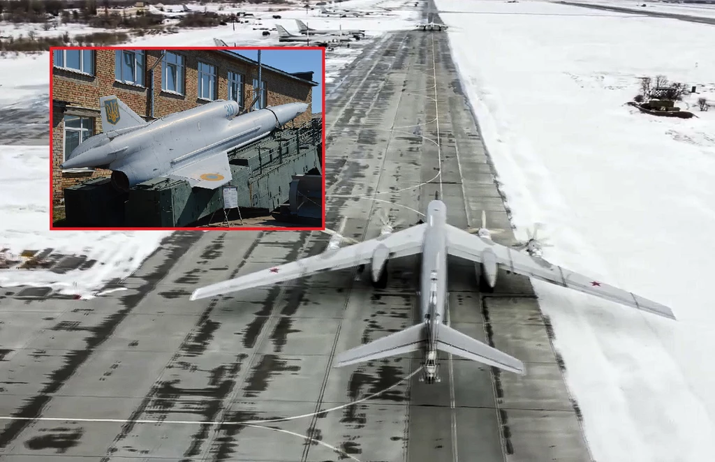 Baza lotnicza Engels. W ramce muzealny eksponat Tu-141 Baza lotnicza Engels. W ramce muzealny eksponat Tu-141