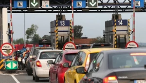 Problemem autostrady A4 nie są tylko wysokie ceny przejazdu, ale również korki, jakie generowane są przez bramki