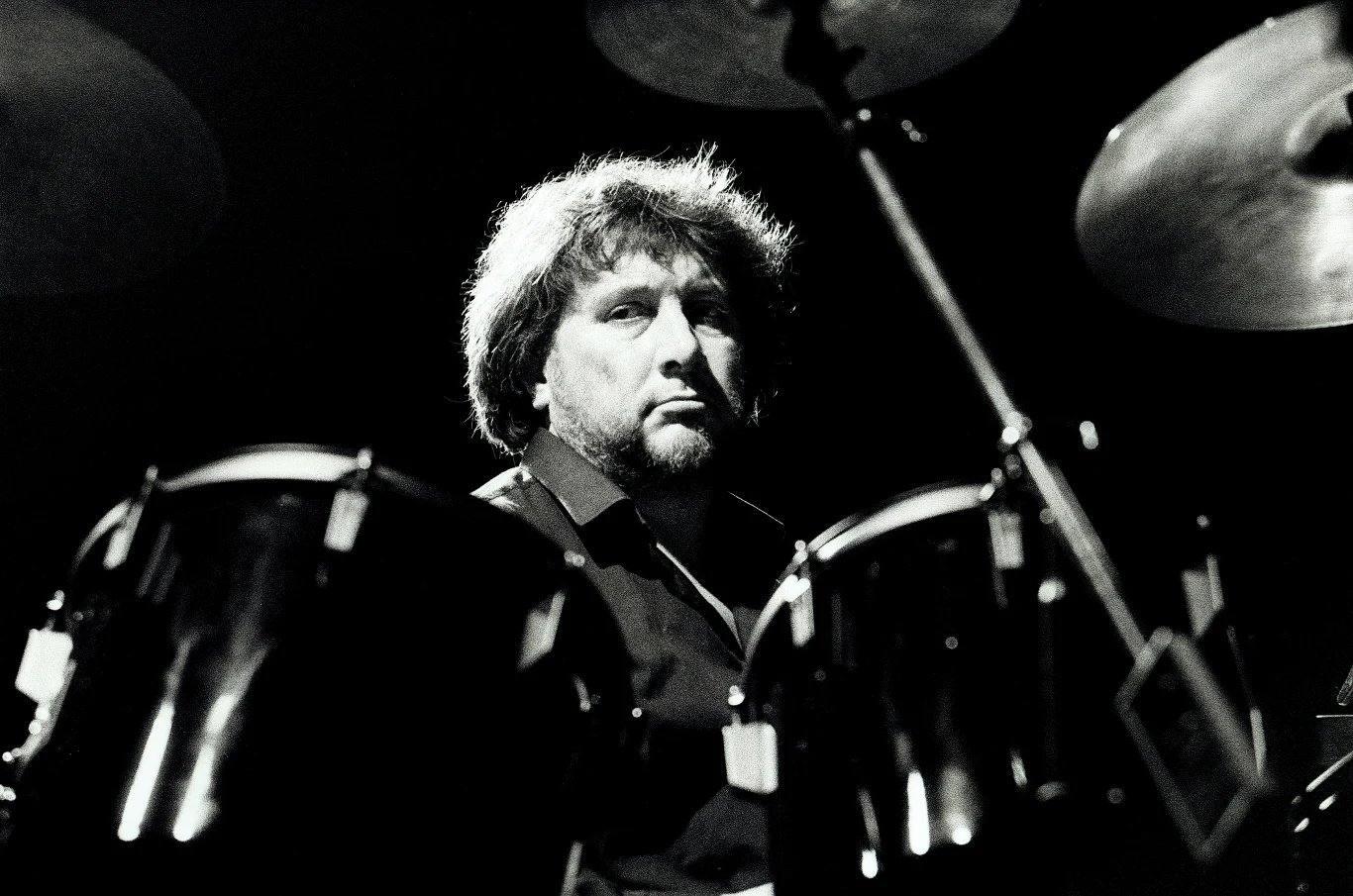 Jet Black (The Stranglers) na planie teledysku "Always the Sun" w 1986 r. Jet Black (The Stranglers) na planie teledysku "Always the Sun" w 1986 r.