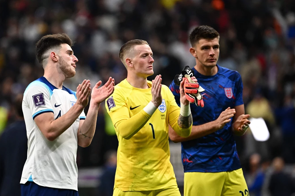 Jordan Pickford (w środku) Jordan Pickford (w środku)