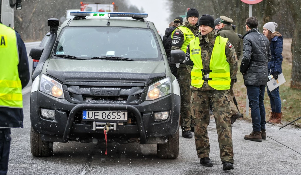 Czy kierowcy muszą obawiać się wezwania do wojska albo zarekwirowania ich samochodów?