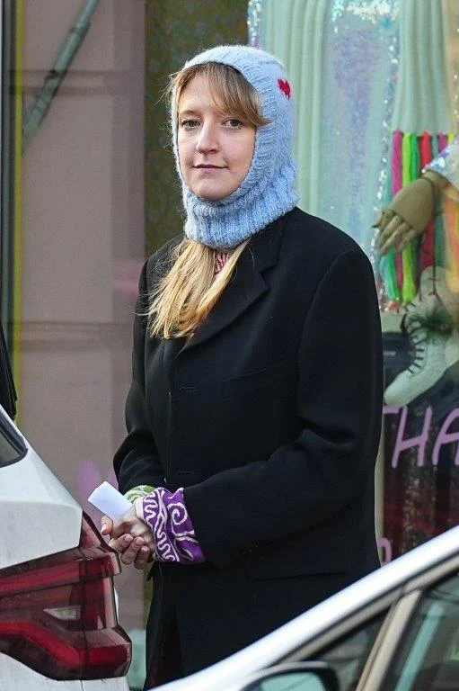 Lara Gessler mimo choroby wyszła z domu Lara Gessler mimo choroby wyszła z domu