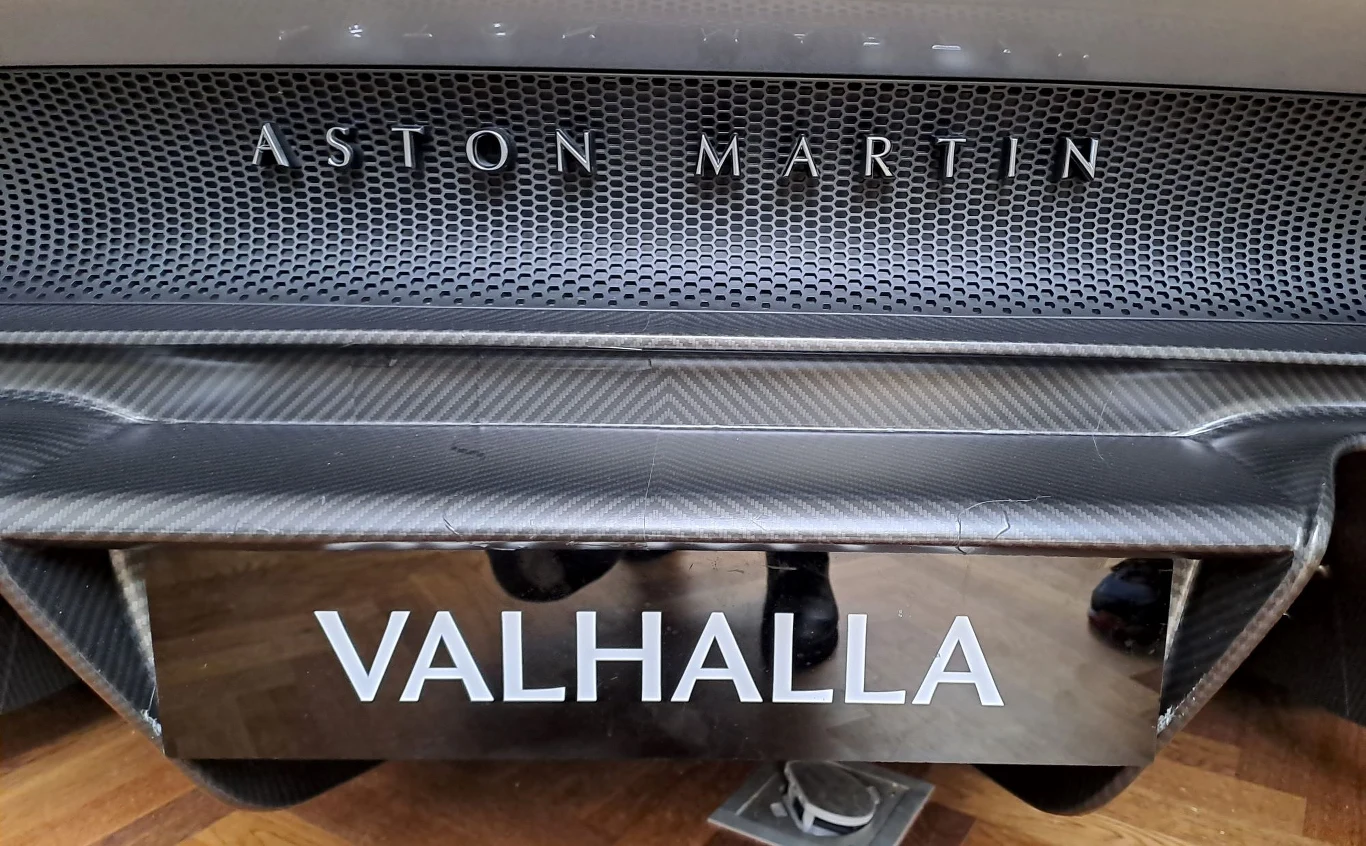 Aston Martin Valhalla