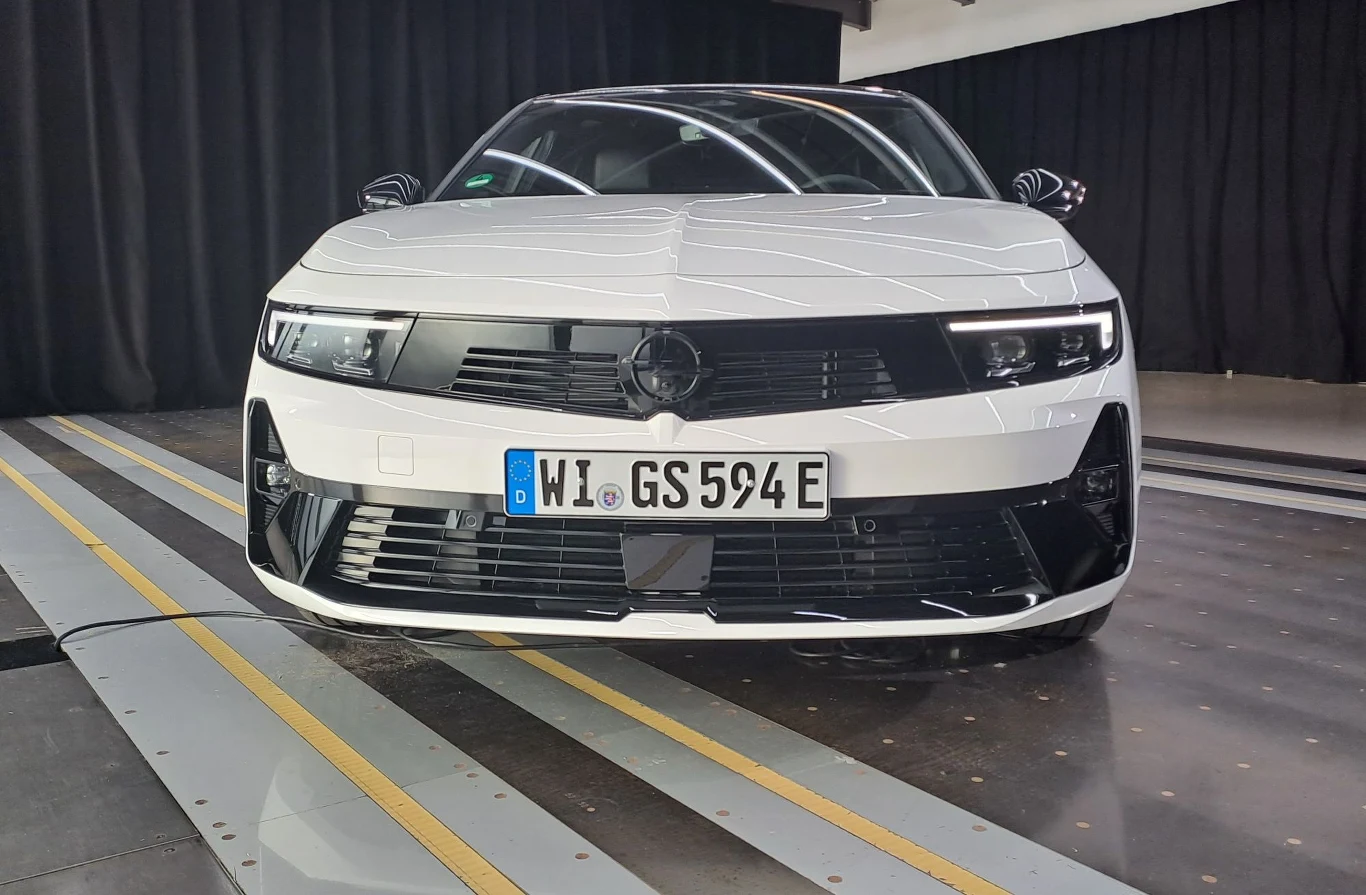 Opel Astra GSe.