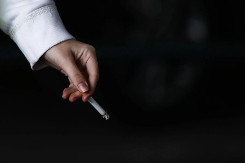 Zakaz będzie obowiązywał przez całe życie danej osoby Zakaz będzie obowiązywał przez całe życie danej osoby