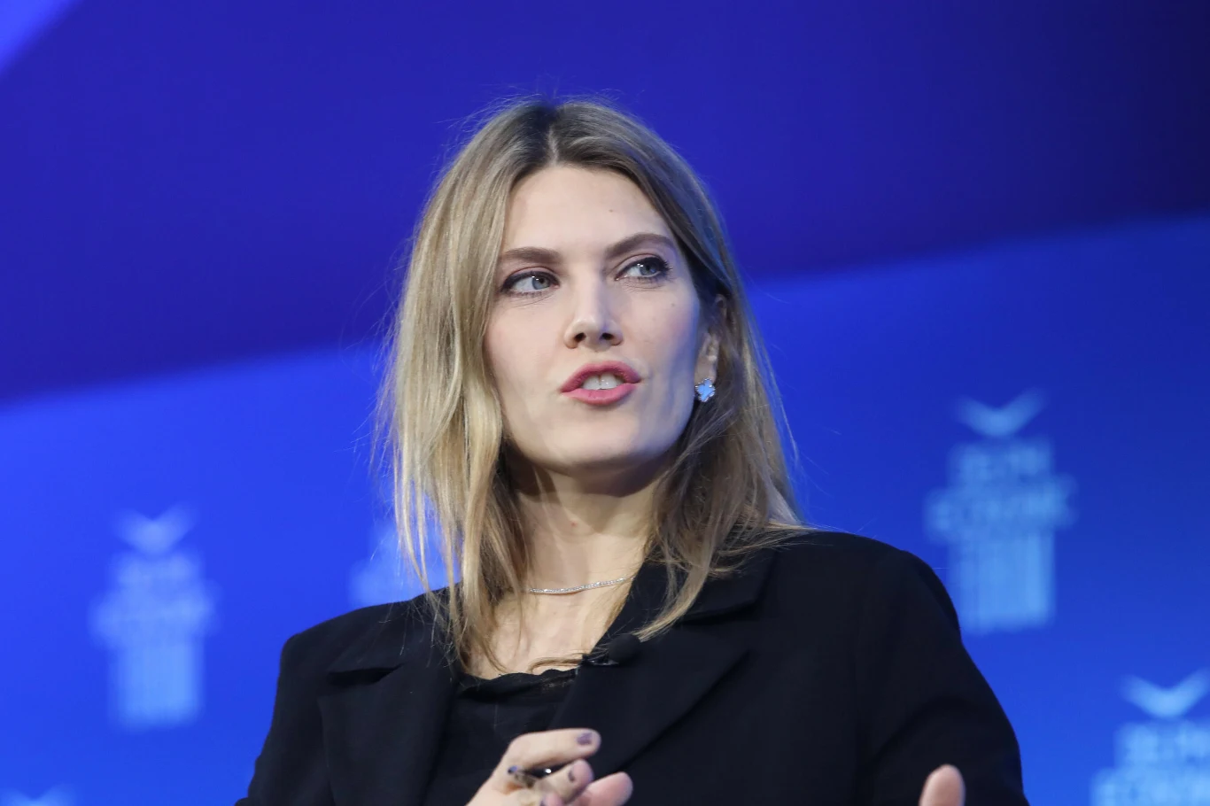 Była wiceprzewodnicząca KE Eva Kaili jest oskarżona o korupcję Była wiceprzewodnicząca KE Eva Kaili jest oskarżona o korupcję