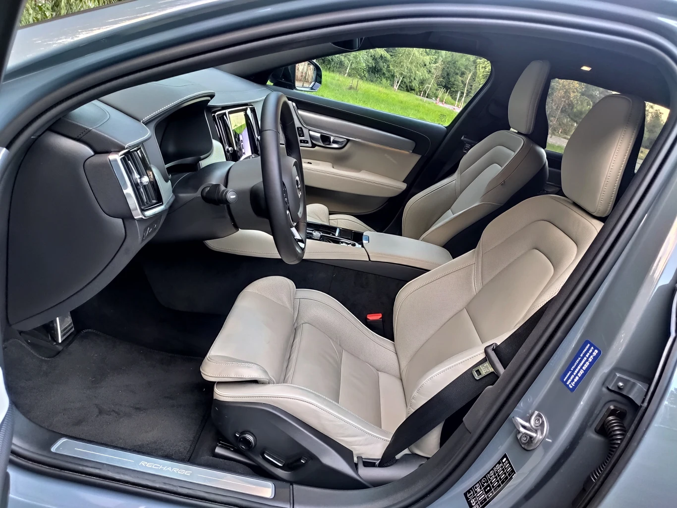 Volvo V90 T8 Recharge