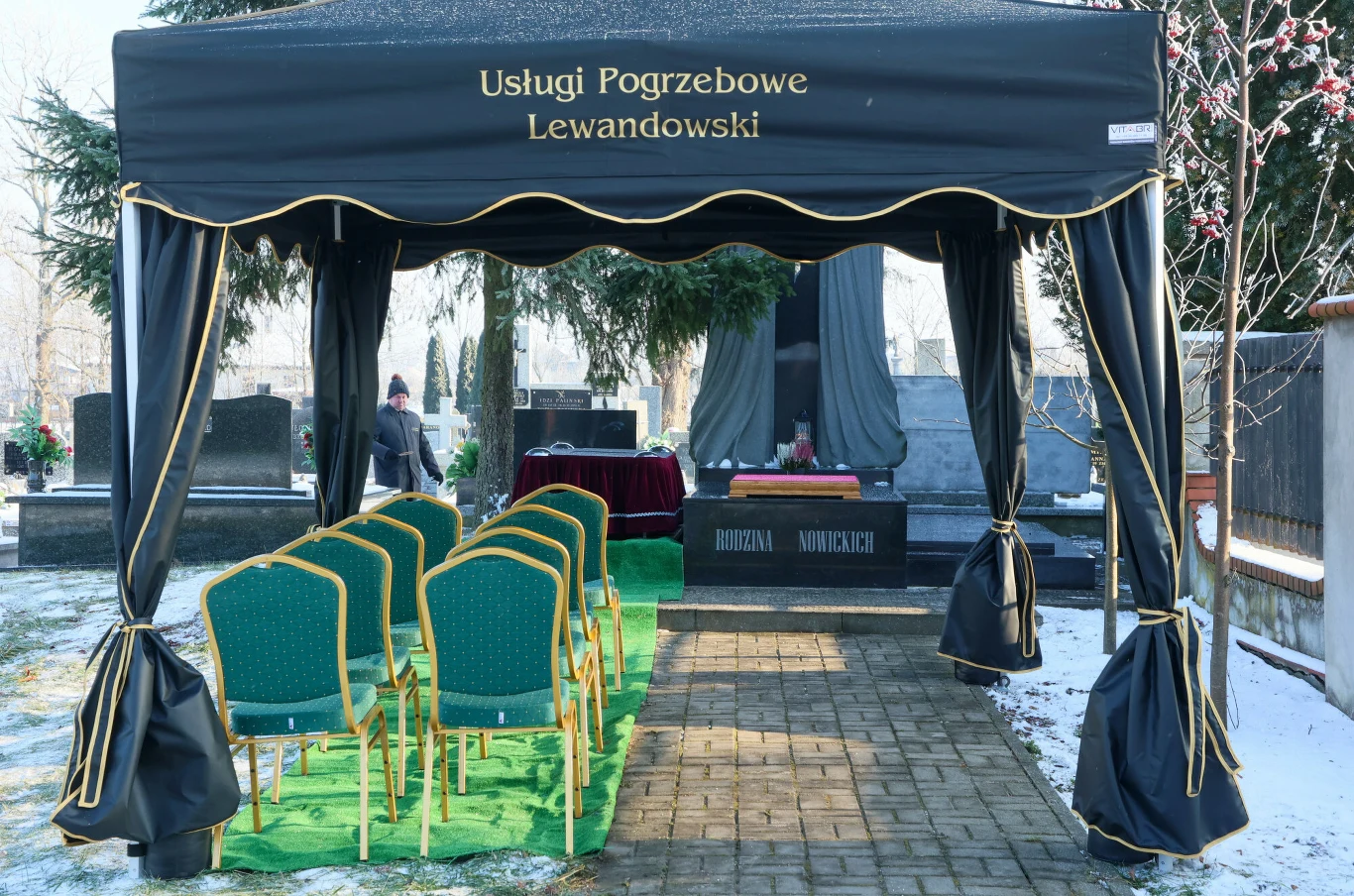 Grób rodzinny Jana Nowickiego Grób rodzinny Jana Nowickiego