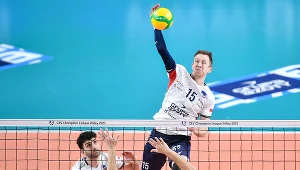 Obrońcy tytułu udowodnili klasę. Gonią wielkich rywali