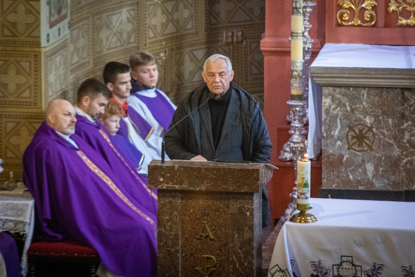 Marek Kondrat przemawiał na pogrzebie Jana Nowickiego