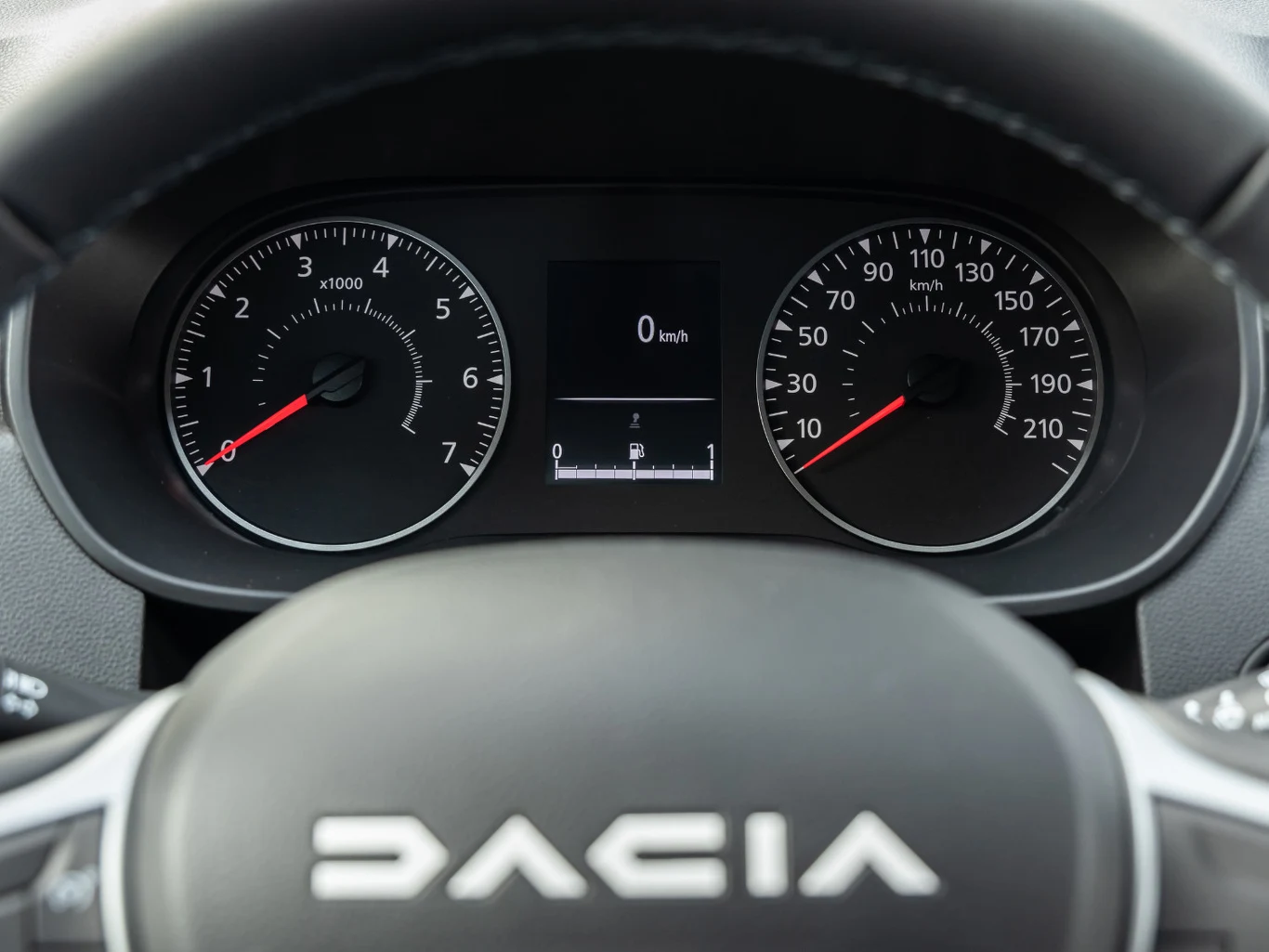 Dacia Duster Camp 2022